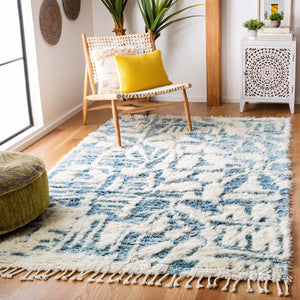 Safavieh Manhattan Rug Collection MAN462M - Ivory / Blue
