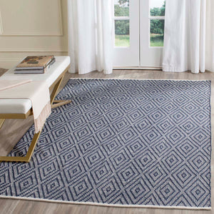 Safavieh Montauk Rug Collection MTK811C - Navy / Ivory