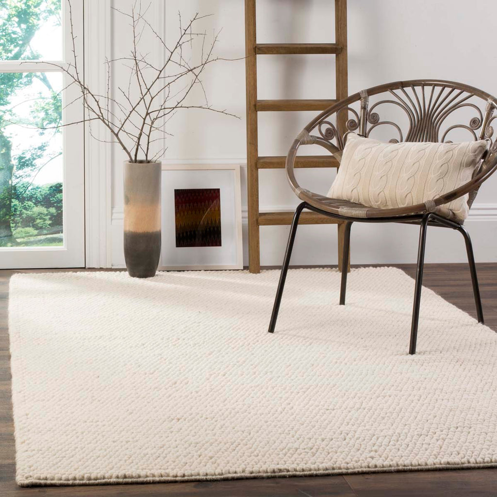 Safavieh Natura Rug Collection NAT620A - Ivory