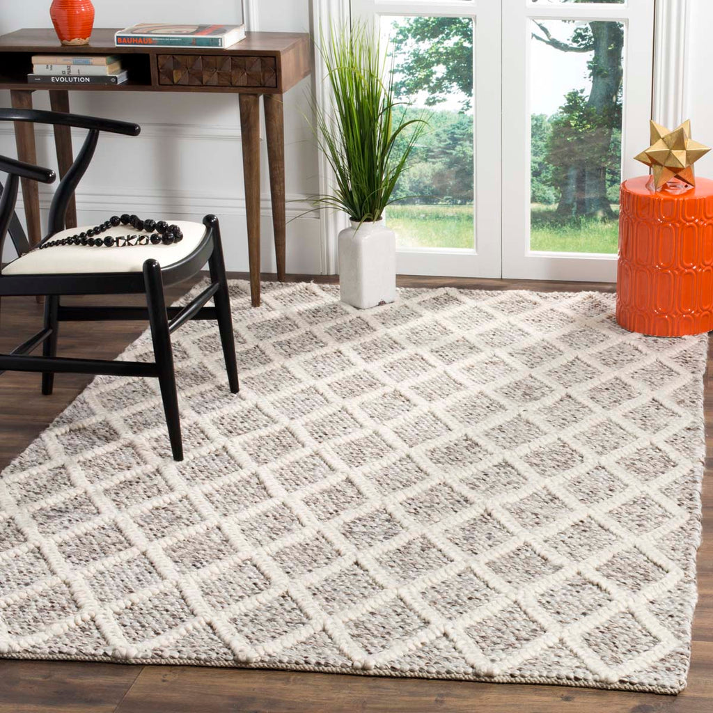 Safavieh Natura Rug Collection NAT711A - Ivory / Stone