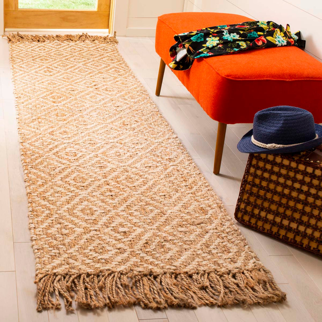 Safavieh Natural Fiber Rug Collection NF266A - Ivory / Natural