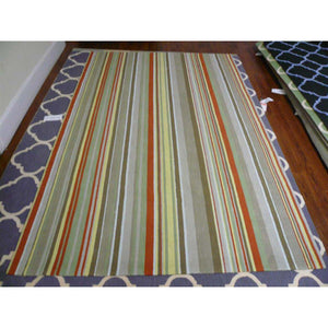 Safavieh Newport Rug Collection NPT424B - Red / Multi