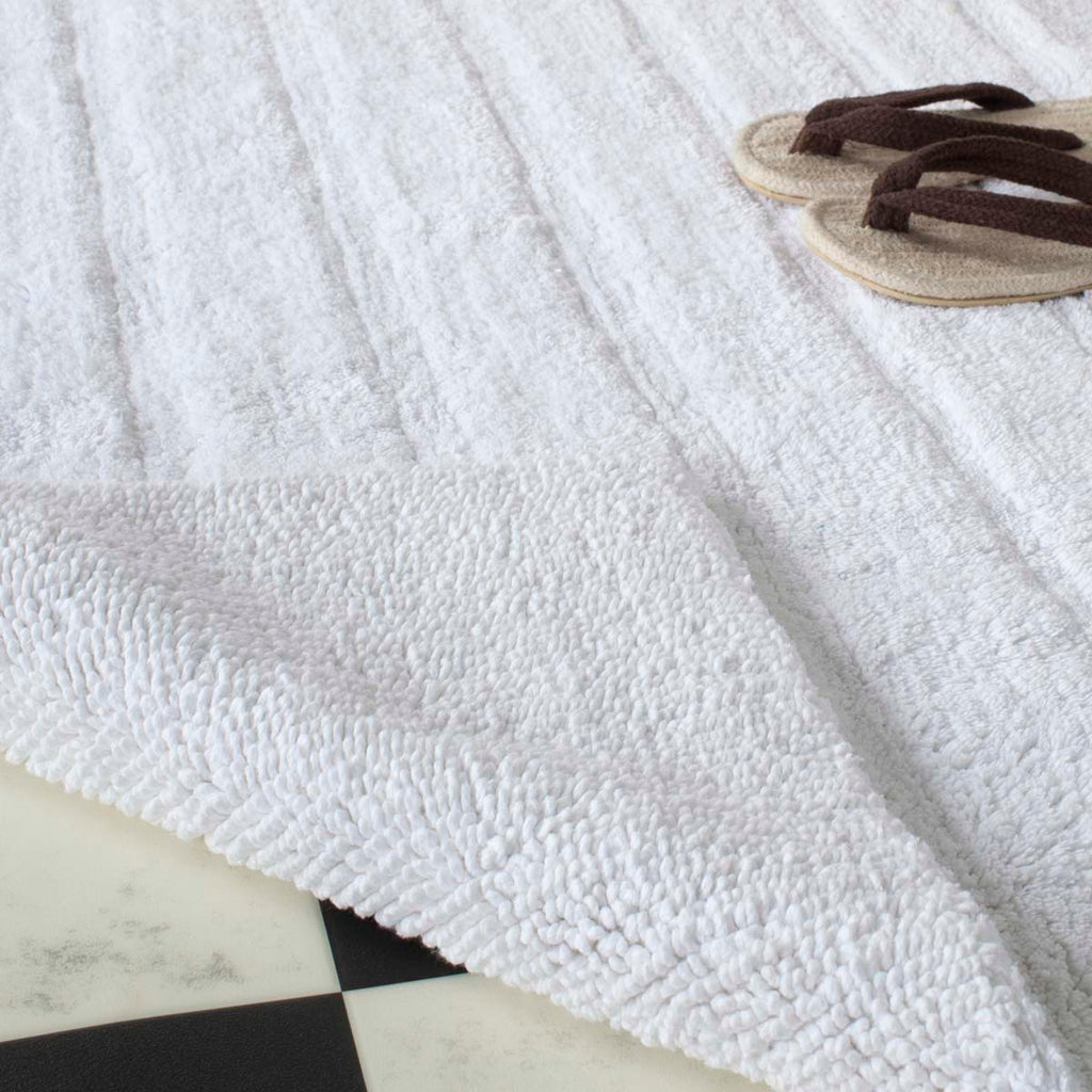 Safavieh Spa Stripe Tufted Bathmat - White