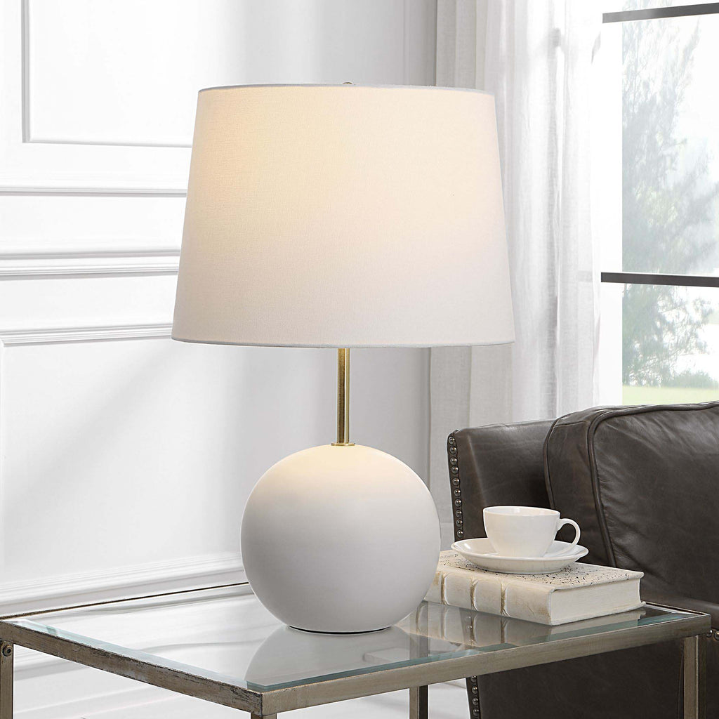 Home Decor White Ceramic & Round Base Table Lamp