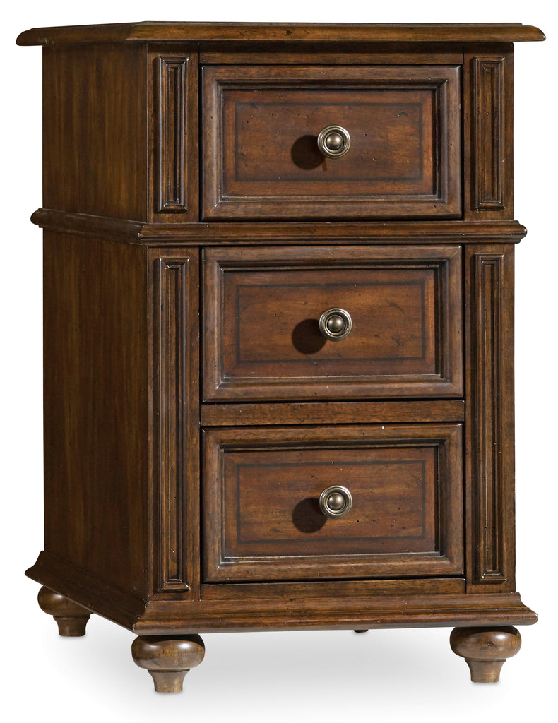 Leesburg Chairside Chest | Hooker Furniture - 5381-80114